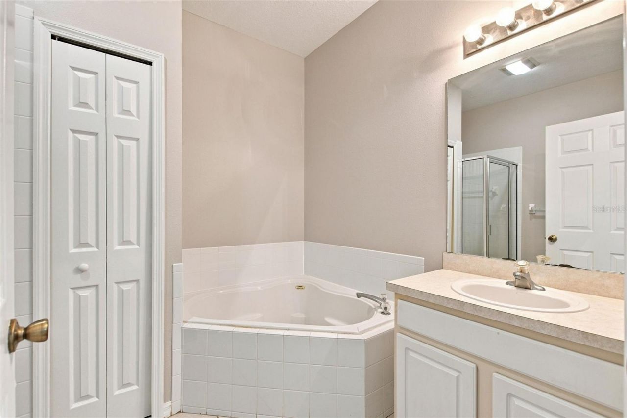 16616 Palm Spring Drive , Clermont, FL 34714 Photo