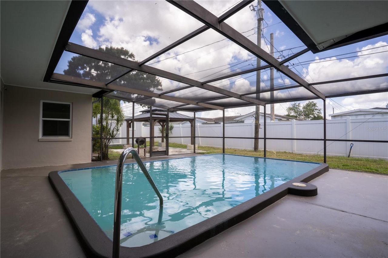 6065 23rd Avenue N, Saint Petersburg, FL 33710 Photo