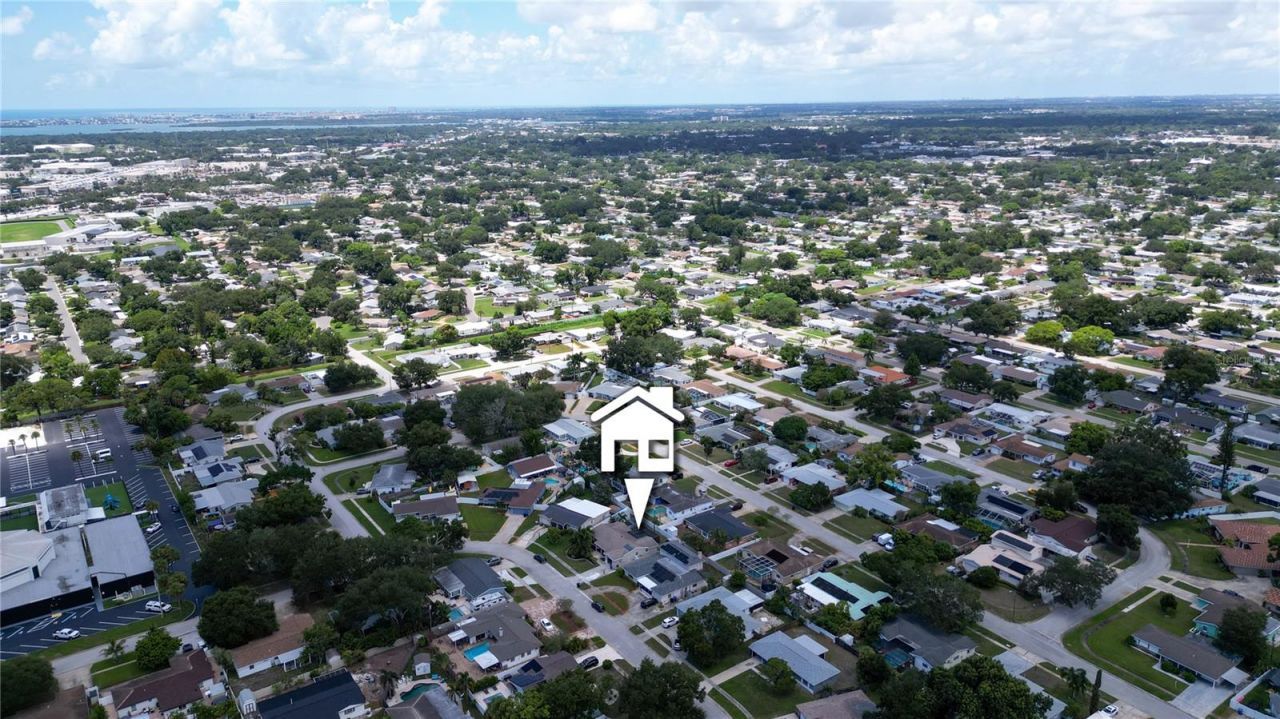 6065 23rd Avenue N, Saint Petersburg, FL 33710 Photo