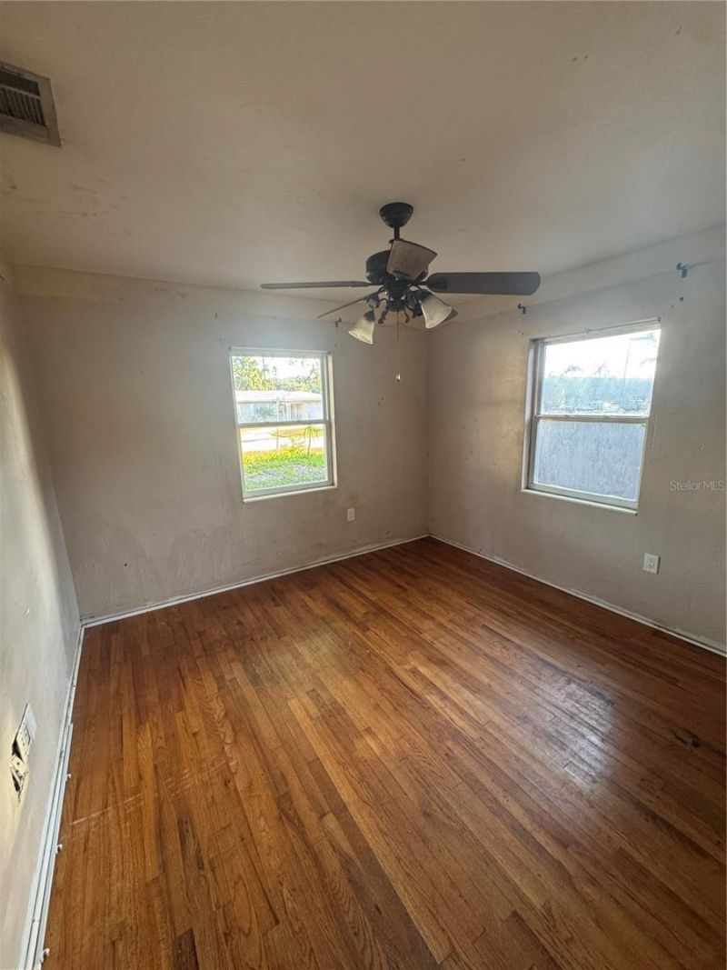 495 60th Street N, Saint Petersburg, FL 33710 Photo