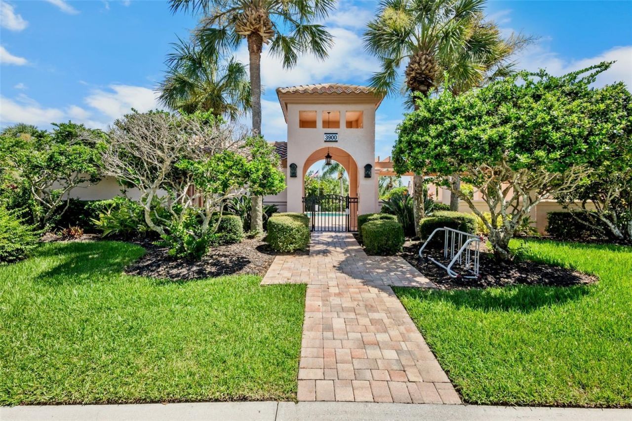3761 Amapola Lane, Sarasota, FL 34238 Photo