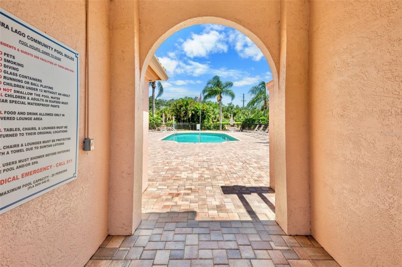 3761 Amapola Lane, Sarasota, FL 34238 Photo