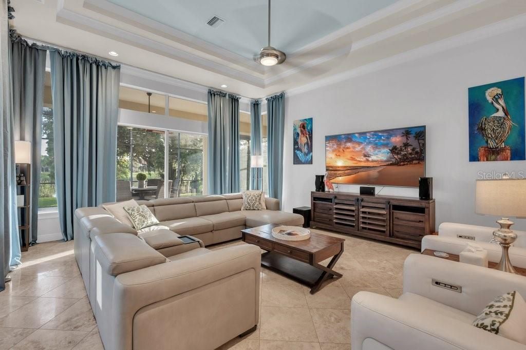 6217 Kingbird Manor Drive, Lithia, FL 33547 Photo