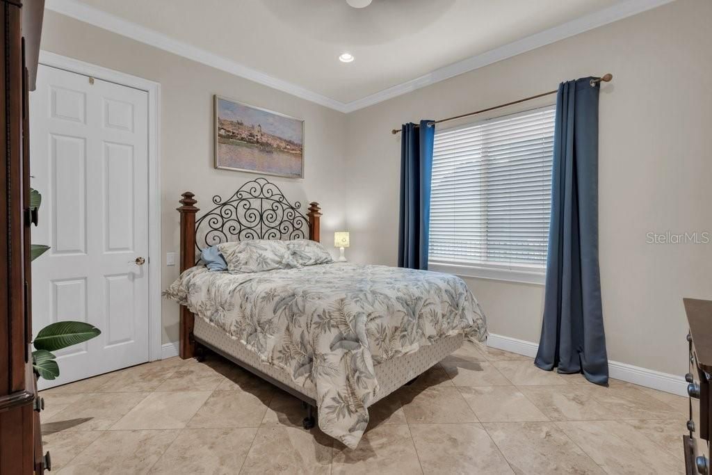 6217 Kingbird Manor Drive, Lithia, FL 33547 Photo