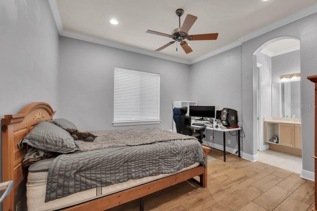 6217 Kingbird Manor Drive, Lithia, FL 33547 Photo