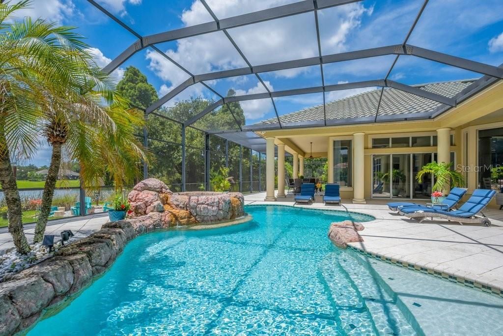 6217 Kingbird Manor Drive, Lithia, FL 33547 Photo