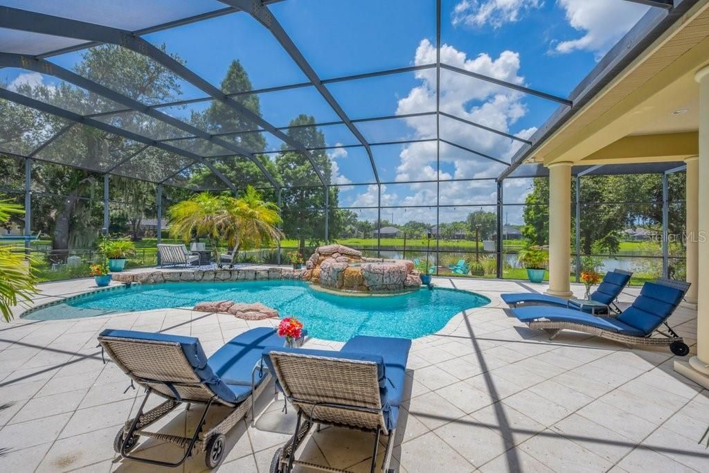6217 Kingbird Manor Drive, Lithia, FL 33547 Photo
