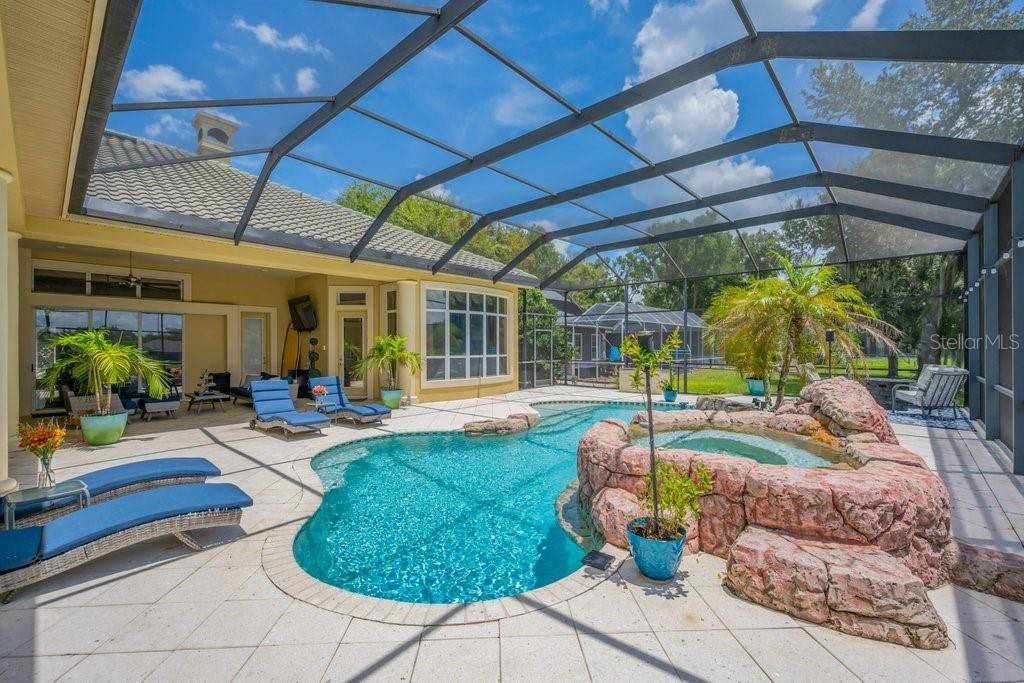 6217 Kingbird Manor Drive, Lithia, FL 33547 Photo