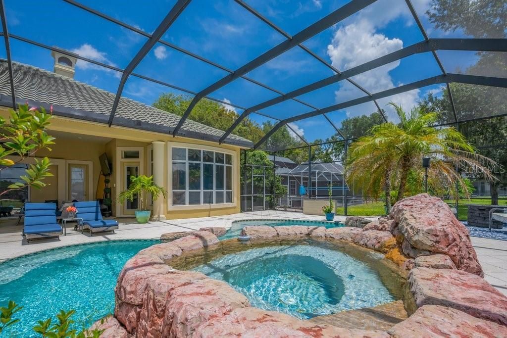 6217 Kingbird Manor Drive, Lithia, FL 33547 Photo