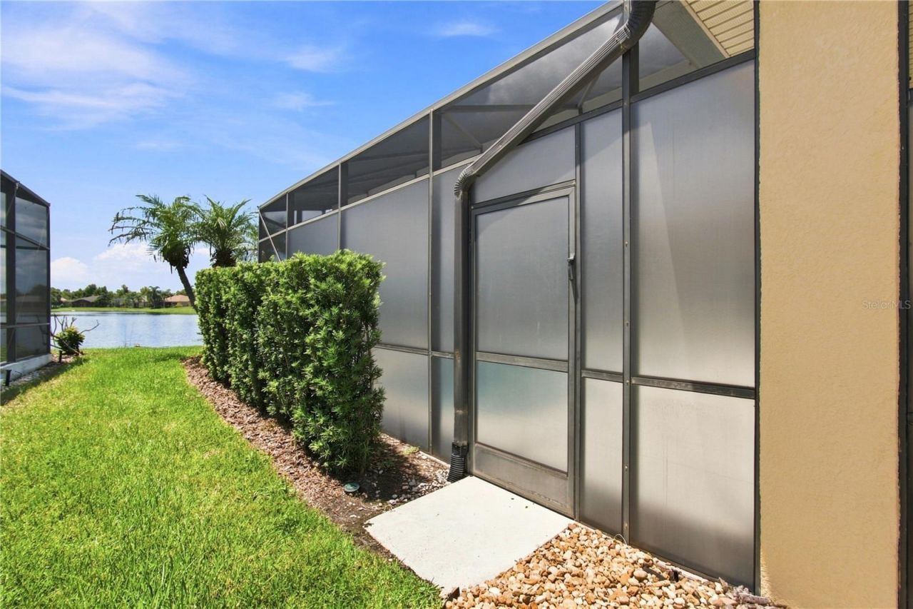 662 Shorehaven Dr, Poinciana, FL 34759 Photo