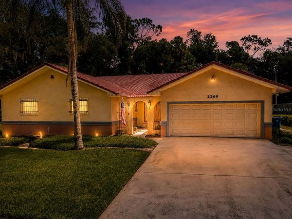 2269 COUNTRY CLUB DRIVE , DELAND, FL 32724