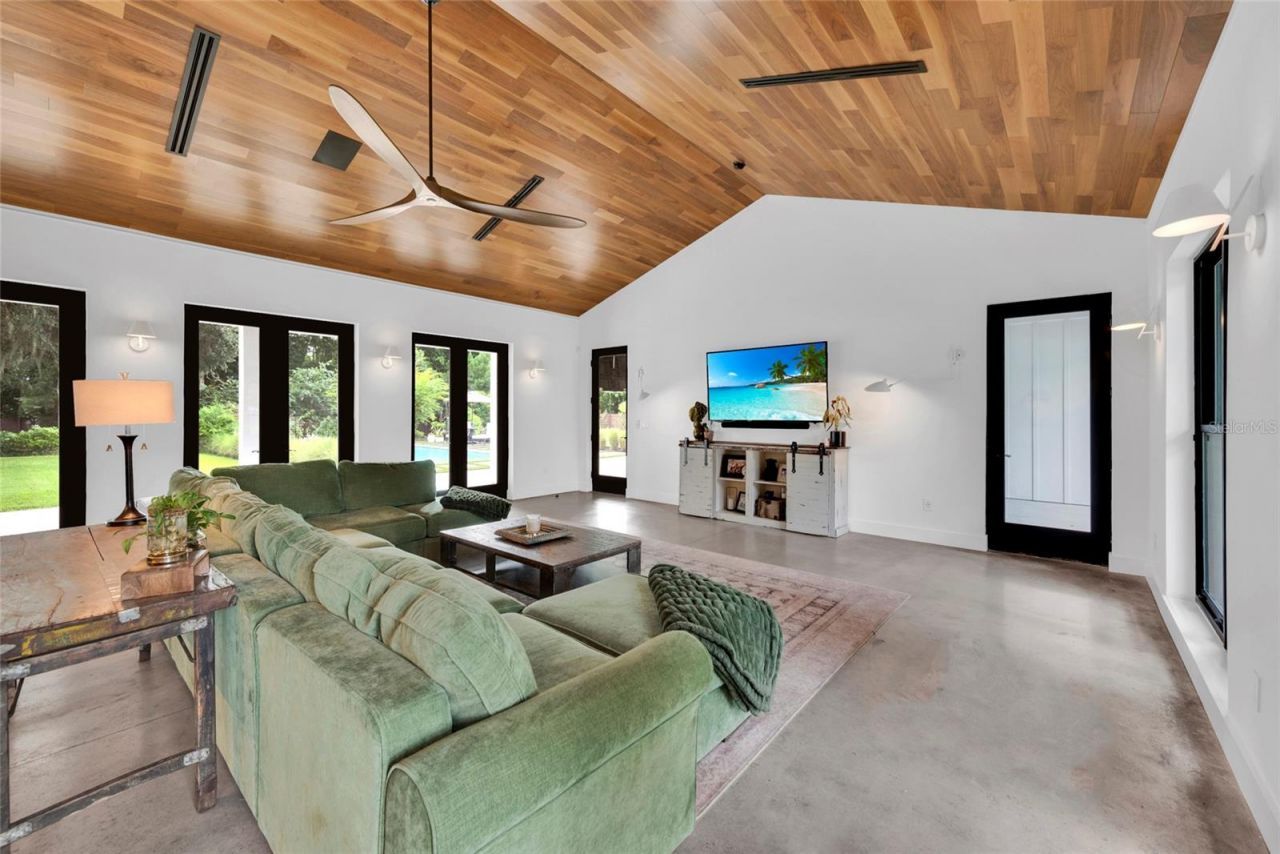 3440 Crenshaw Lake Road, Lutz, FL 33548 Photo