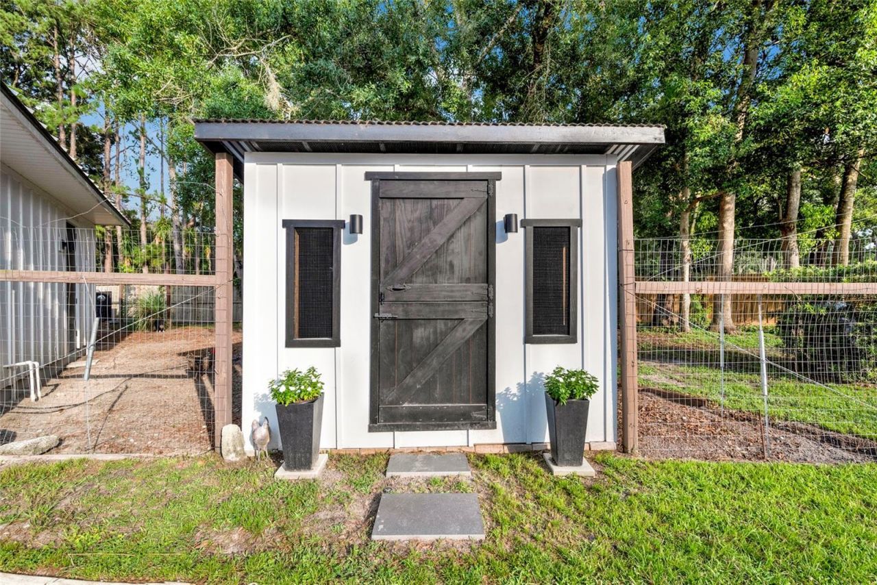 3440 Crenshaw Lake Road, Lutz, FL 33548 Photo