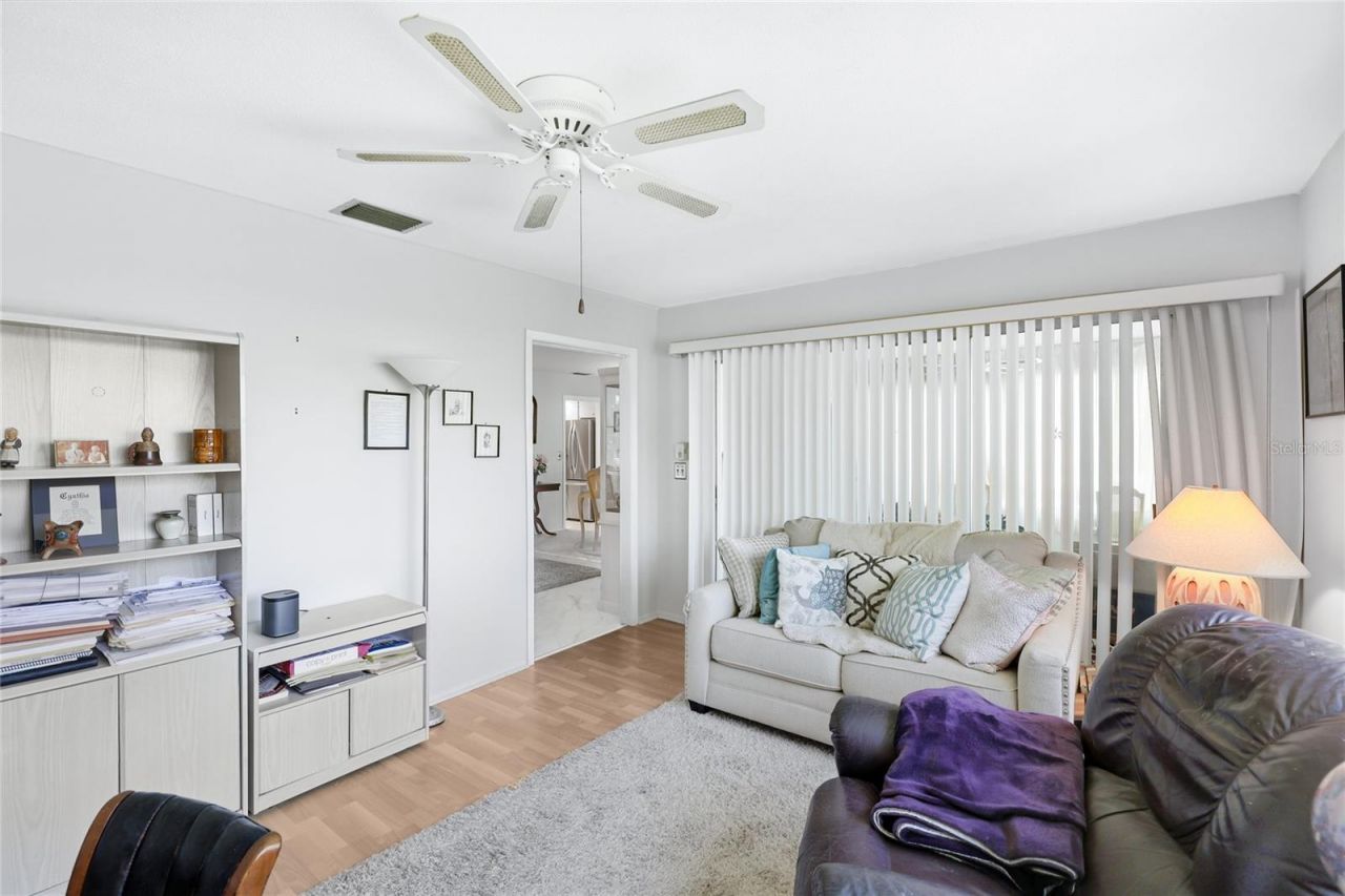 2327 Waterbluff Place, Unit V315, Sarasota, FL 34231 Photo