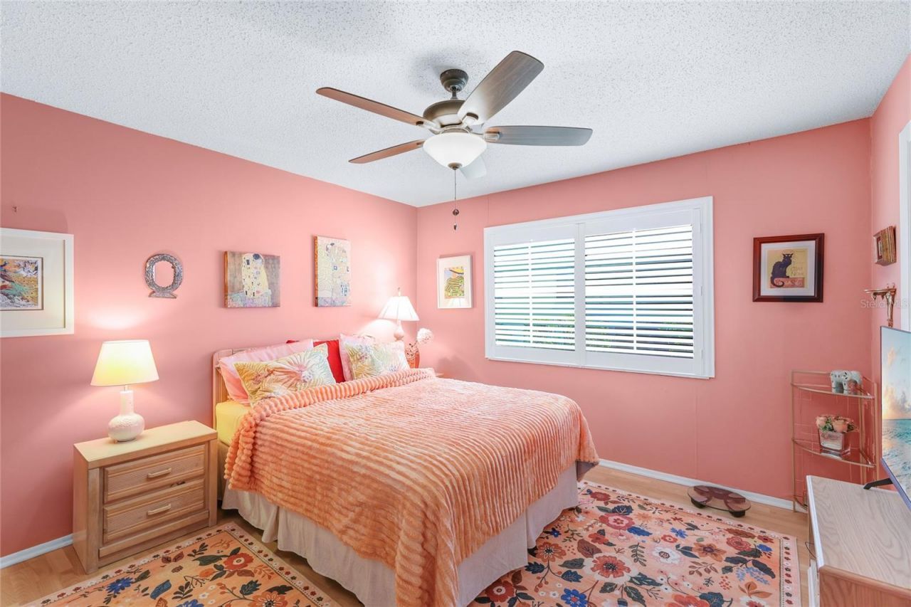 2327 Waterbluff Place, Unit V315, Sarasota, FL 34231 Photo