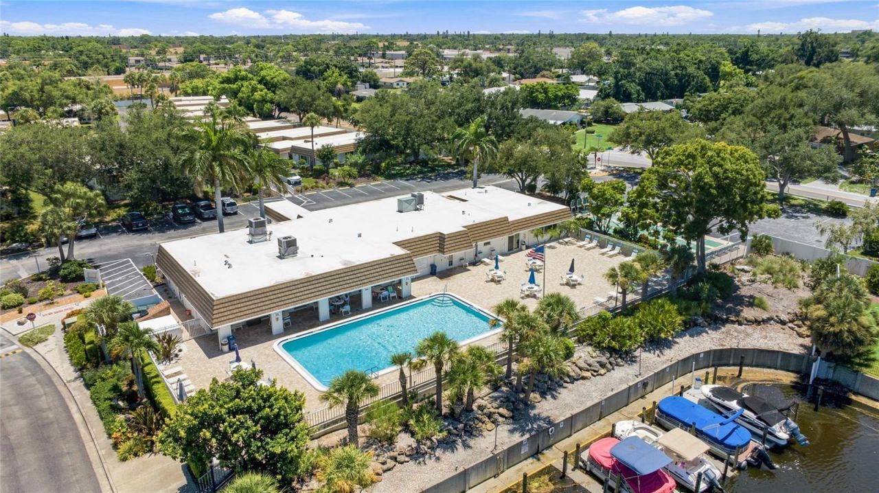 2327 Waterbluff Place, Unit V315, Sarasota, FL 34231 Photo