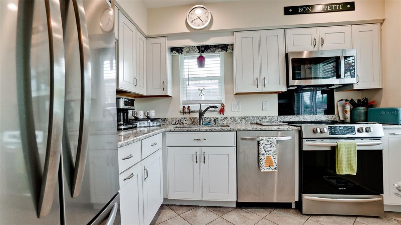 3305 Notre Dame Place , Bradenton, FL 34207 Photo