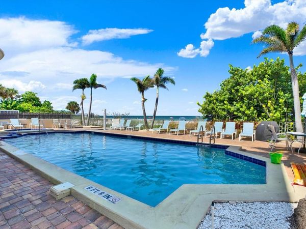 1802 GULF BOULEVARD, Unit 8, INDIAN ROCKS BEACH, FL 33785