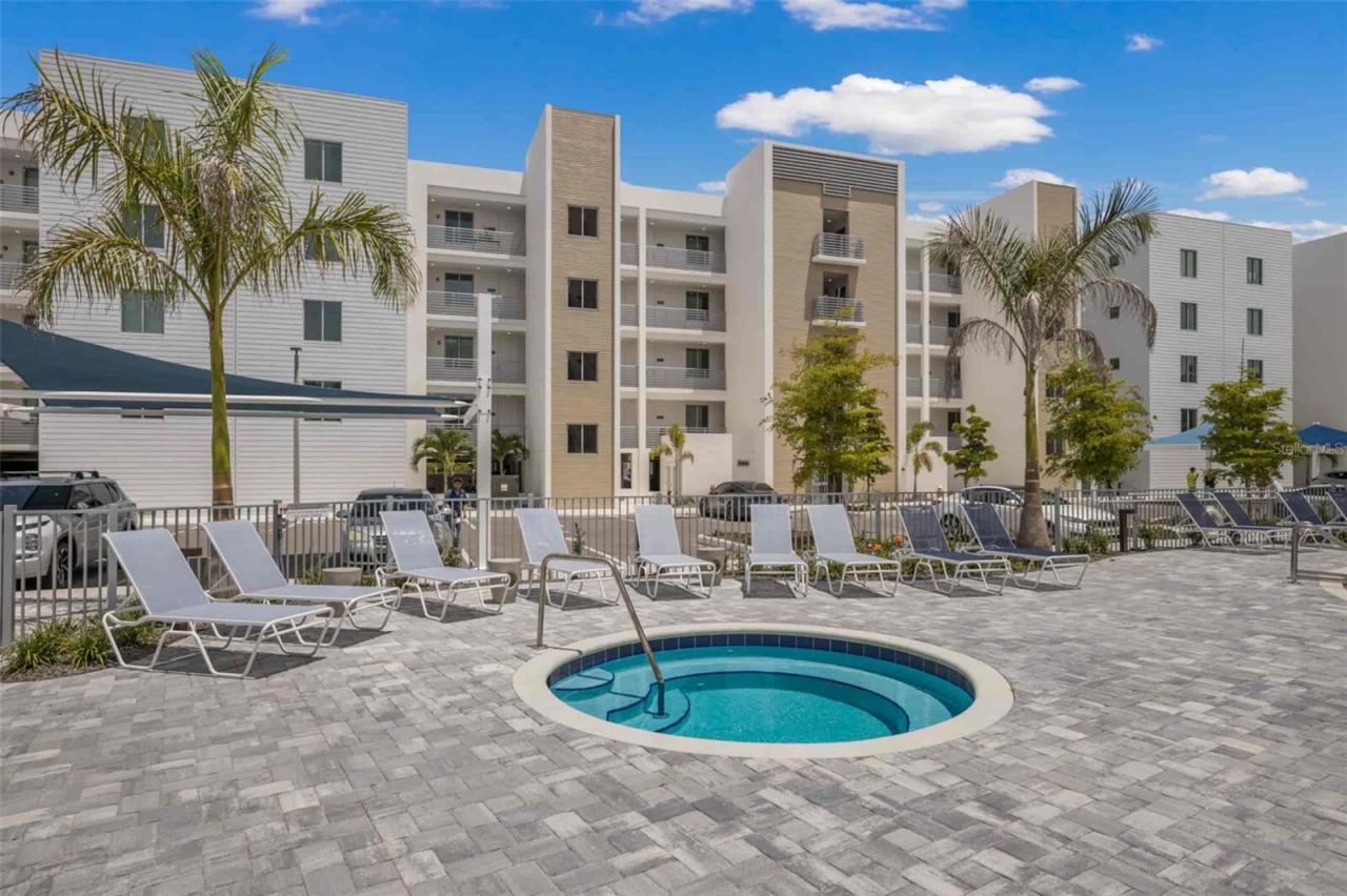 1703 N Tamiami Trail, Unit 210, Sarasota, FL 34234 Photo