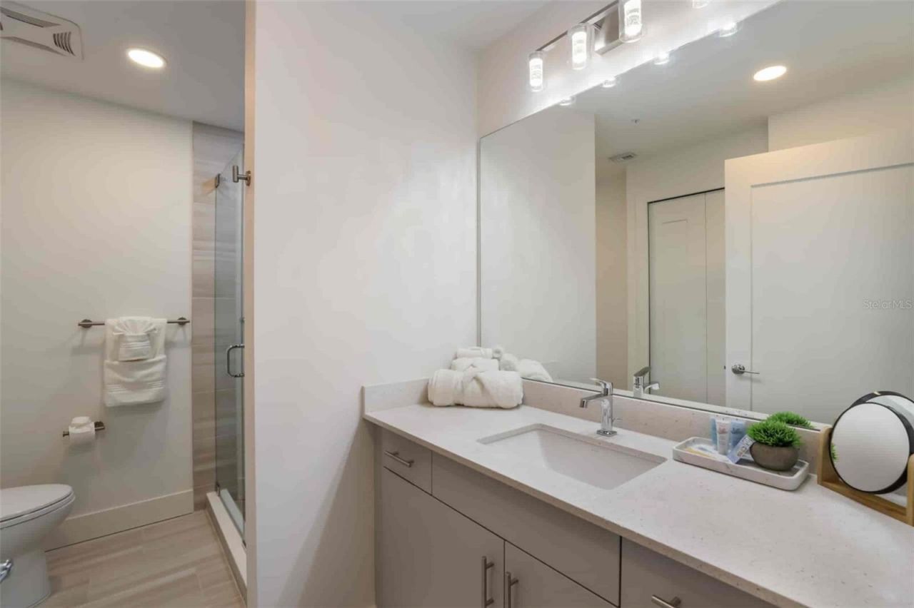 1703 N Tamiami Trail, Unit 210, Sarasota, FL 34234 Photo