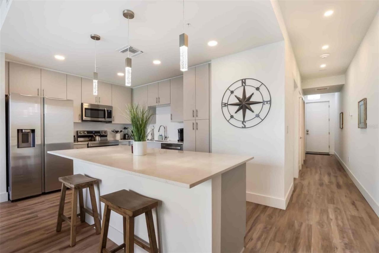 1703 N Tamiami Trail, Unit 210, Sarasota, FL 34234 Photo