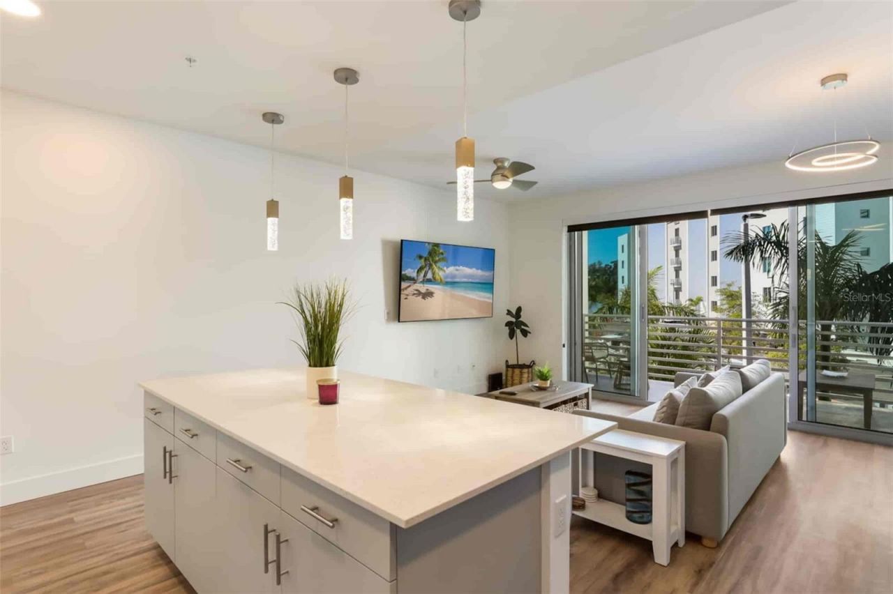 1703 N Tamiami Trail, Unit 210, Sarasota, FL 34234 Photo