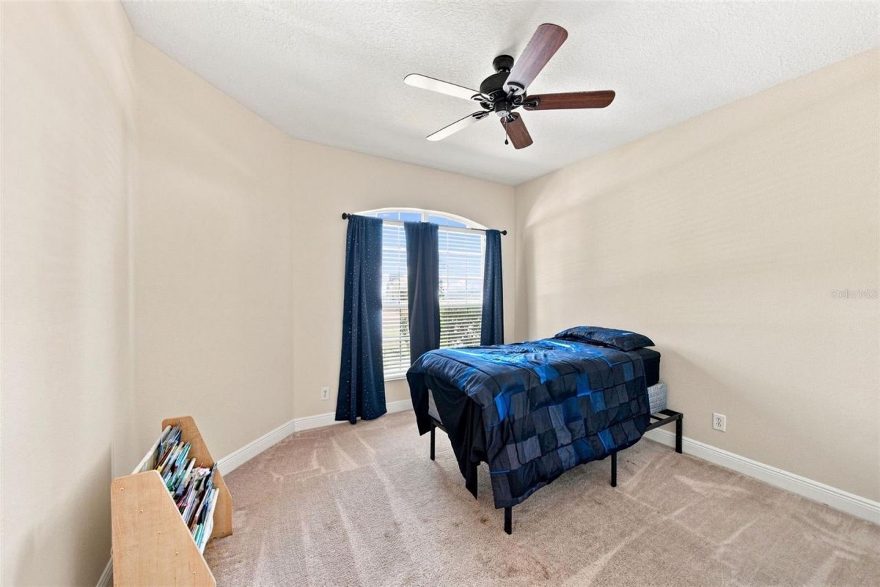 295 Londonderry Drive, Sarasota, FL 34240 Photo