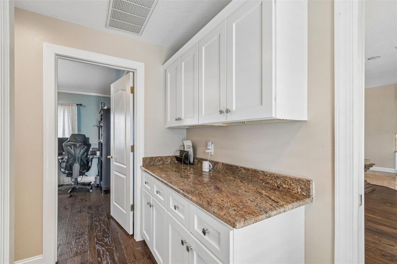 1021 Hagen Drive, New Port Richey, FL 34655 Photo