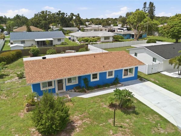 1317 CYPRESS AVENUE , VENICE, FL 34285