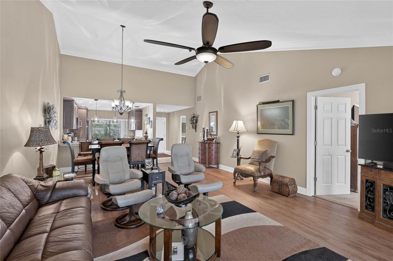 3217 Sandleheath, Unit 45, Sarasota, FL 34235 Photo