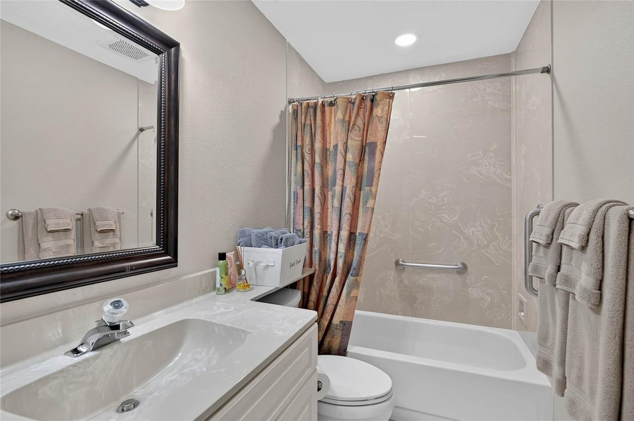 3217 Sandleheath, Unit 45, Sarasota, FL 34235 Photo
