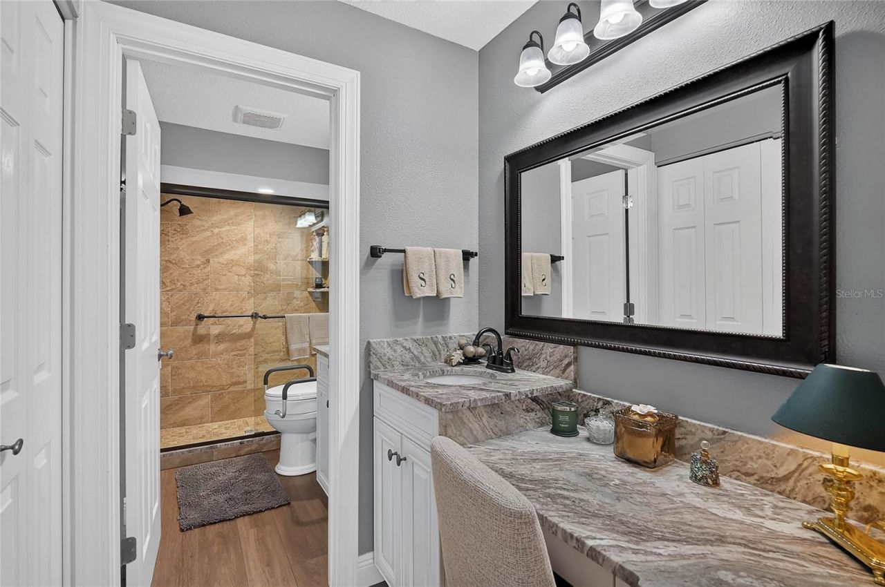 3217 Sandleheath, Unit 45, Sarasota, FL 34235 Photo