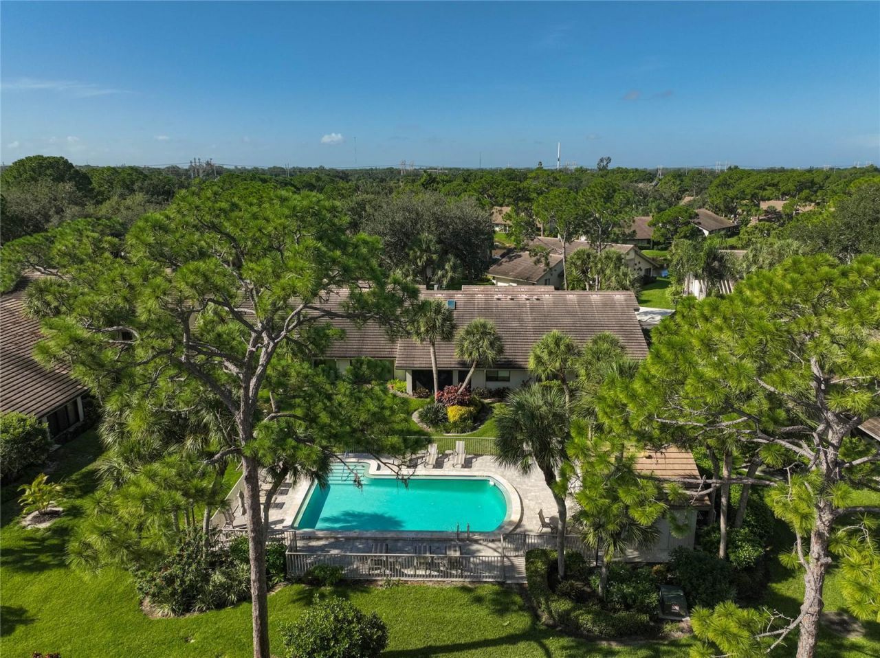 3217 Sandleheath, Unit 45, Sarasota, FL 34235 Photo