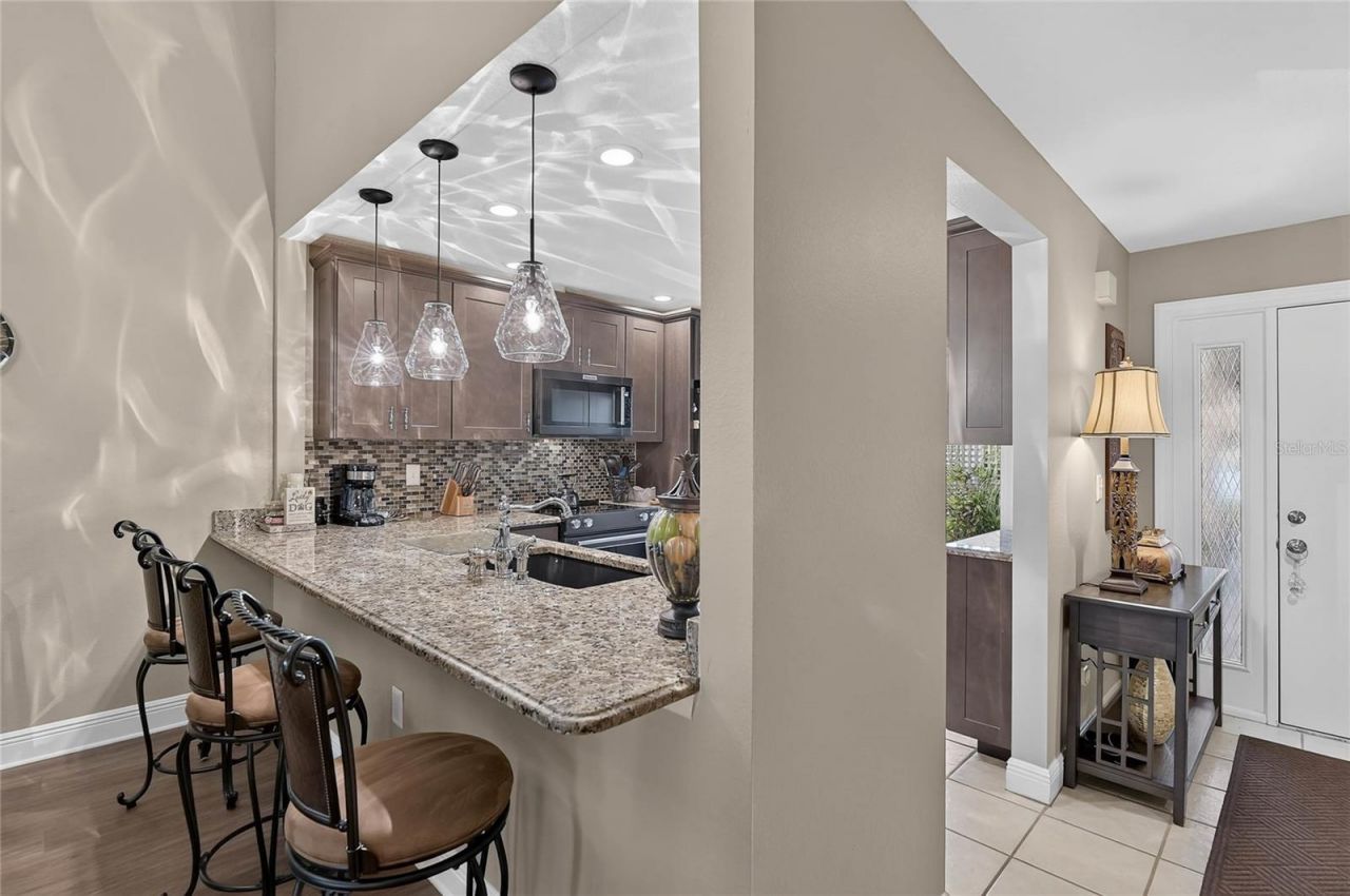 3217 Sandleheath, Unit 45, Sarasota, FL 34235 Photo