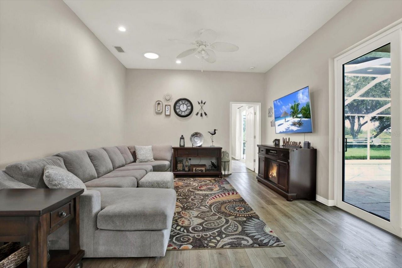 2318 Edelweiss Loop, Trinity, FL 34655 Photo