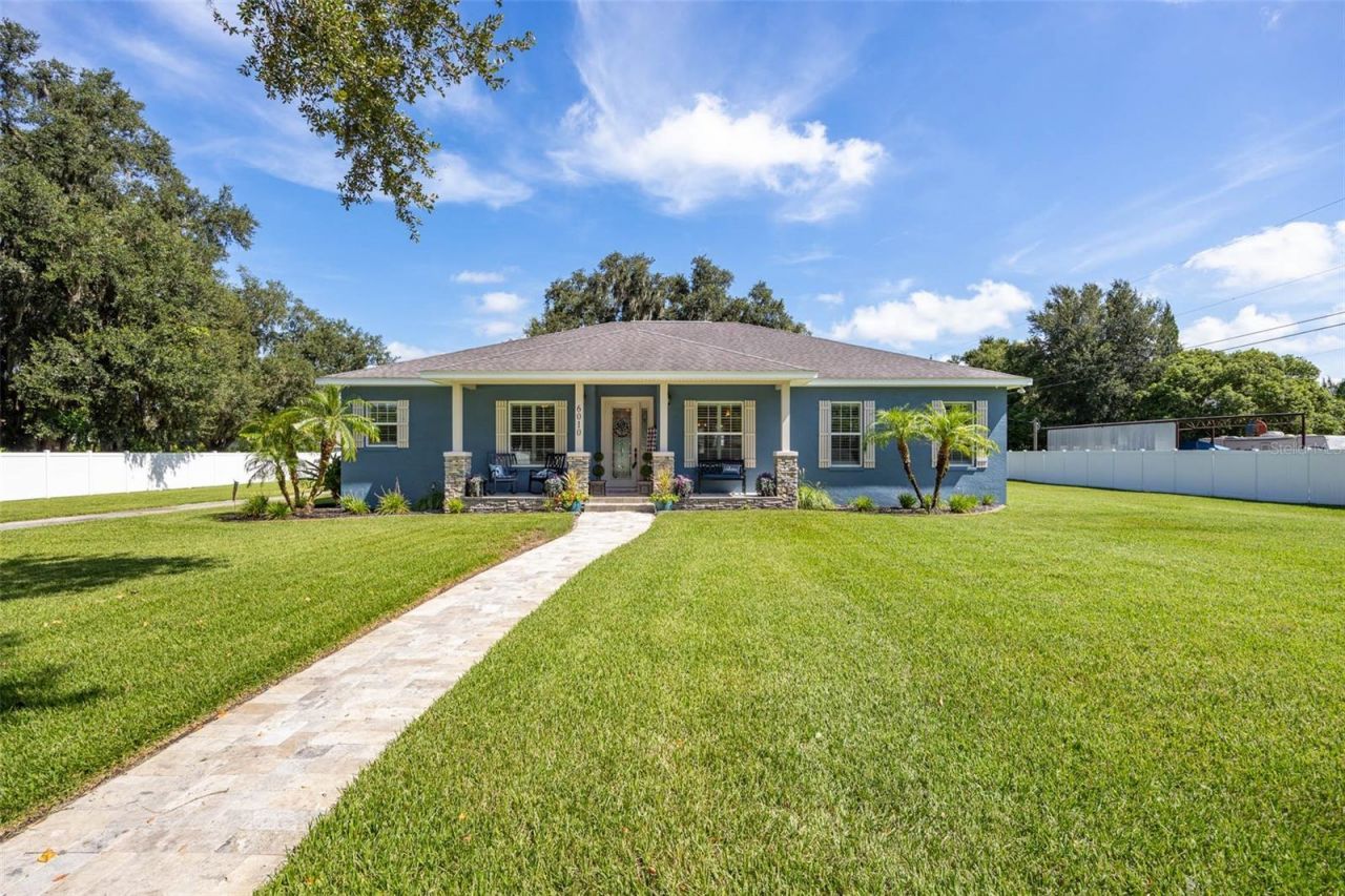 6010 Bob Head Road, Plant City, FL 33565 Main Photo