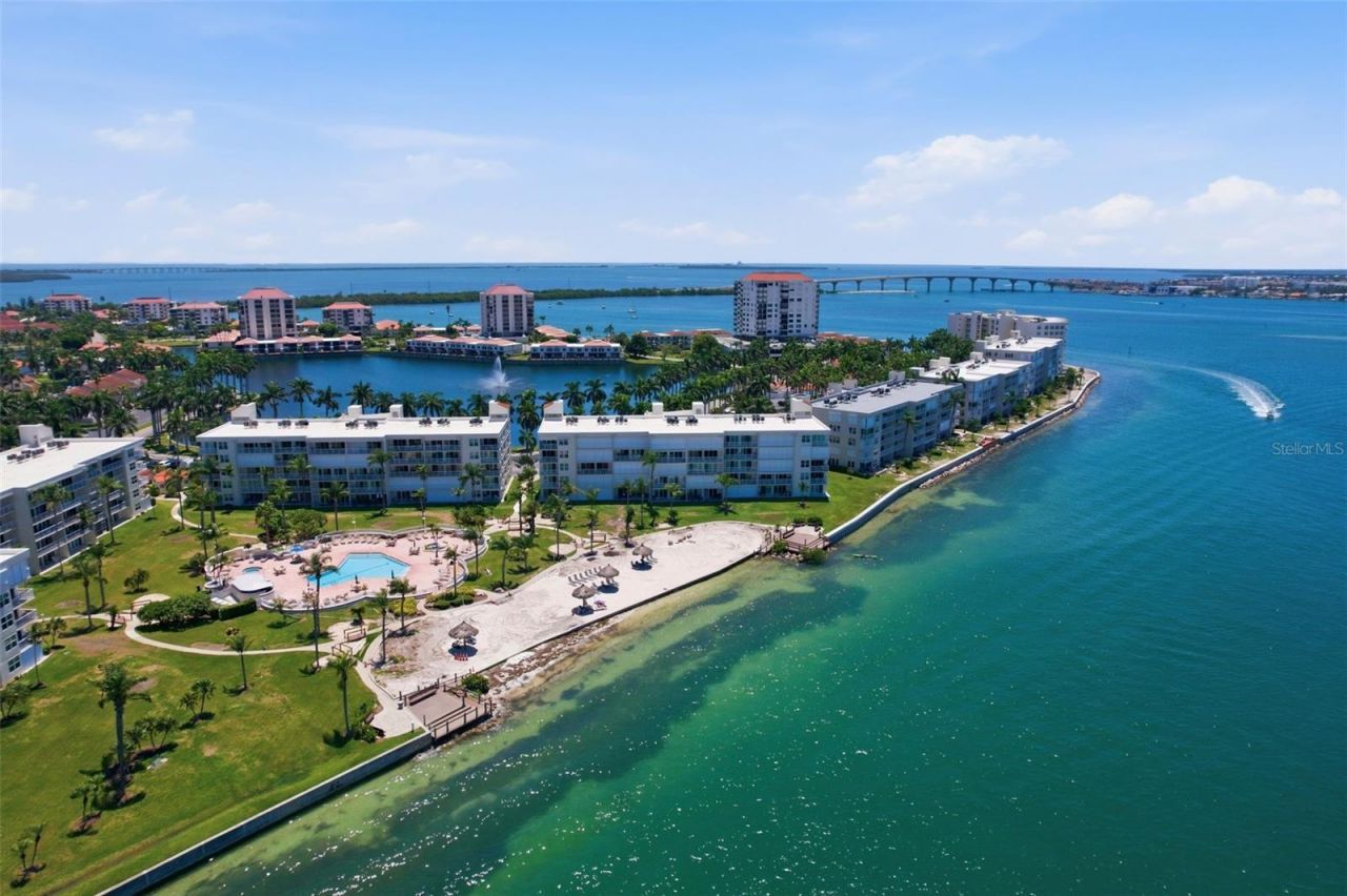 6081 Bahia Del Mar Circle, Unit 251, Saint Petersburg, FL 33715 Photo