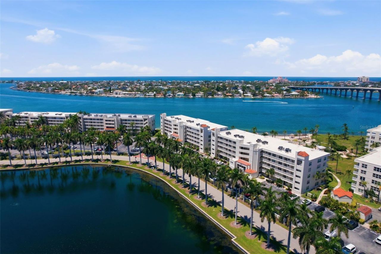 6081 Bahia Del Mar Circle, Unit 251, Saint Petersburg, FL 33715 Photo