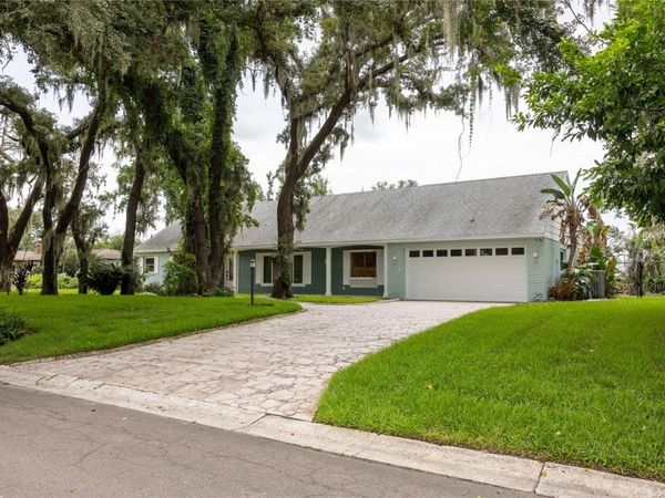615 VALLE VISTA DRIVE, BRANDON, FL 33511