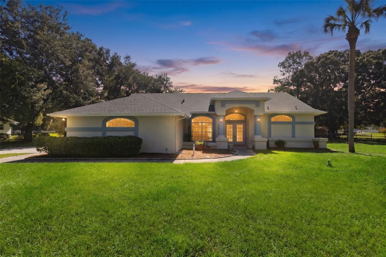 17269 Raintree Road , Lutz, FL 33558 Main Photo