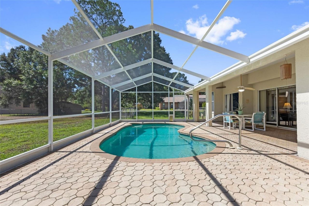 17269 Raintree Road , Lutz, FL 33558 Photo