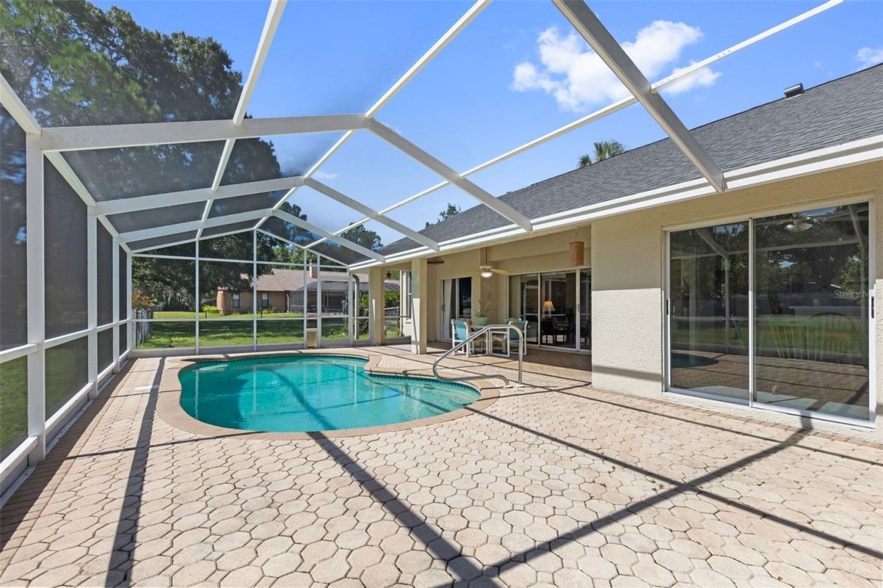 17269 Raintree Road , Lutz, FL 33558 Photo