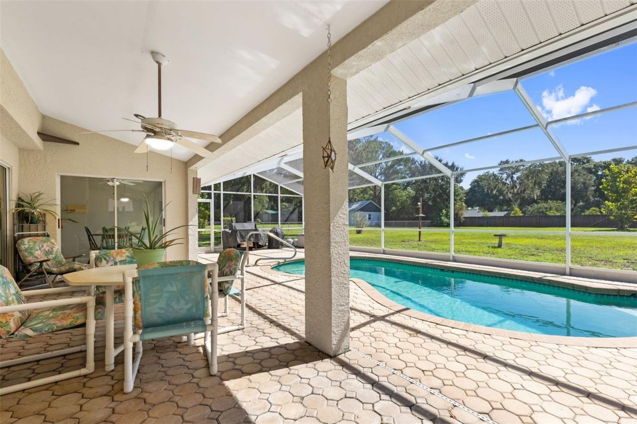 17269 Raintree Road , Lutz, FL 33558 Photo