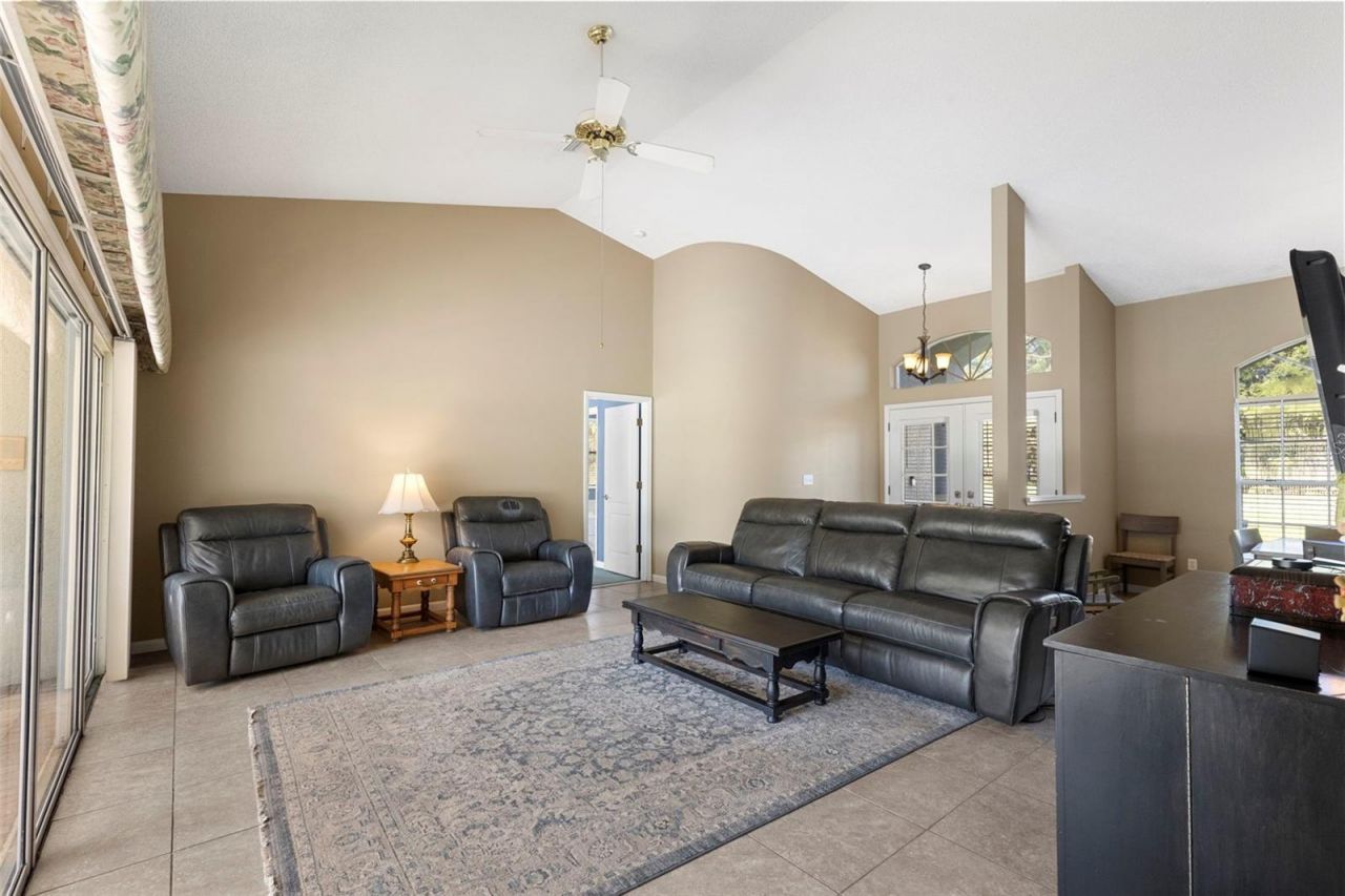 17269 Raintree Road , Lutz, FL 33558 Photo