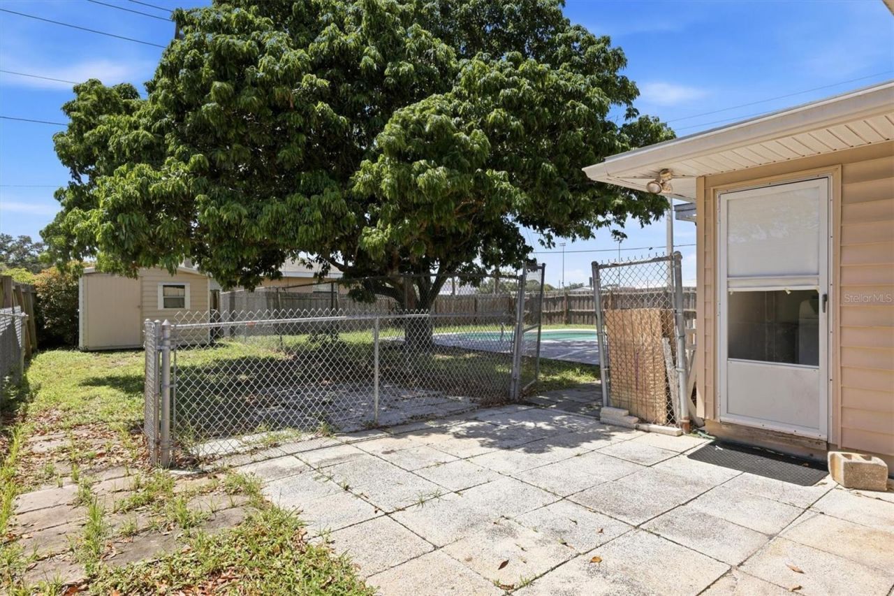 1302 32nd Street W, Bradenton, FL 34205 Photo
