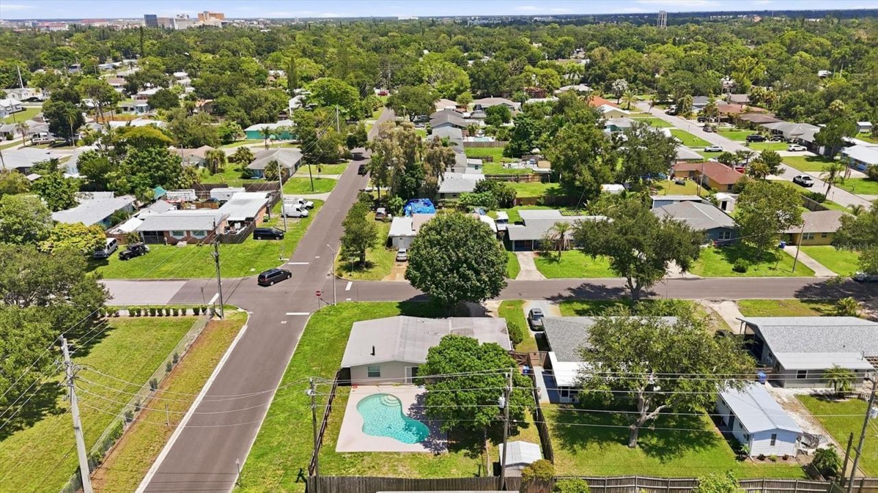 1302 32nd Street W, Bradenton, FL 34205 Photo