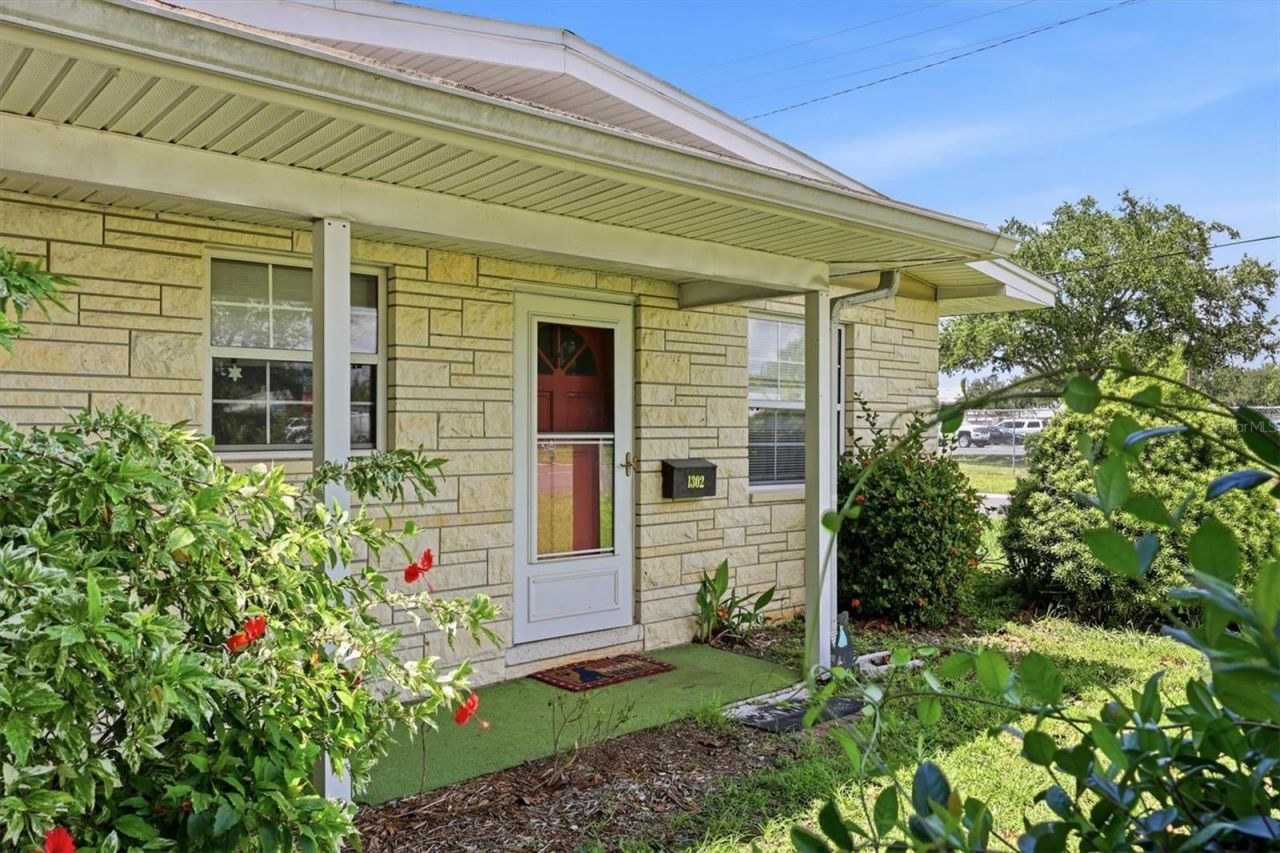 1302 32nd Street W, Bradenton, FL 34205 Photo