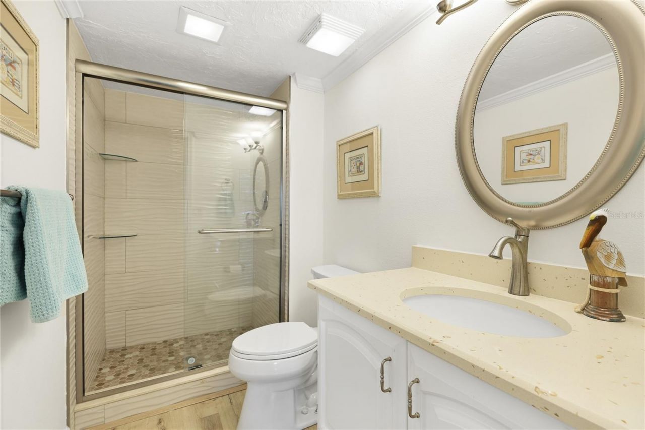 3240 Gulf Of Mexico Drive, Unit B504, Longboat Key, FL 34228 Photo