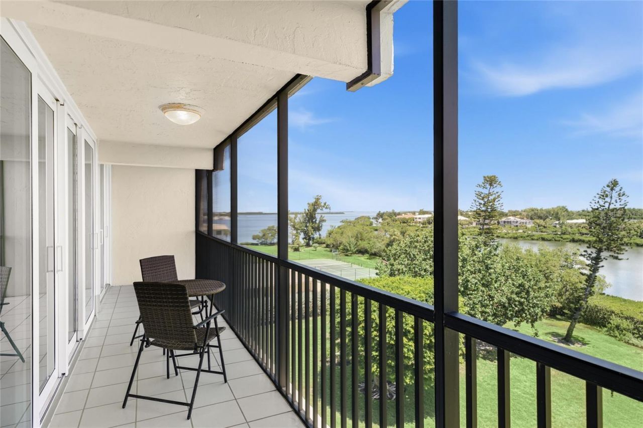 3240 Gulf Of Mexico Drive, Unit B504, Longboat Key, FL 34228 Photo