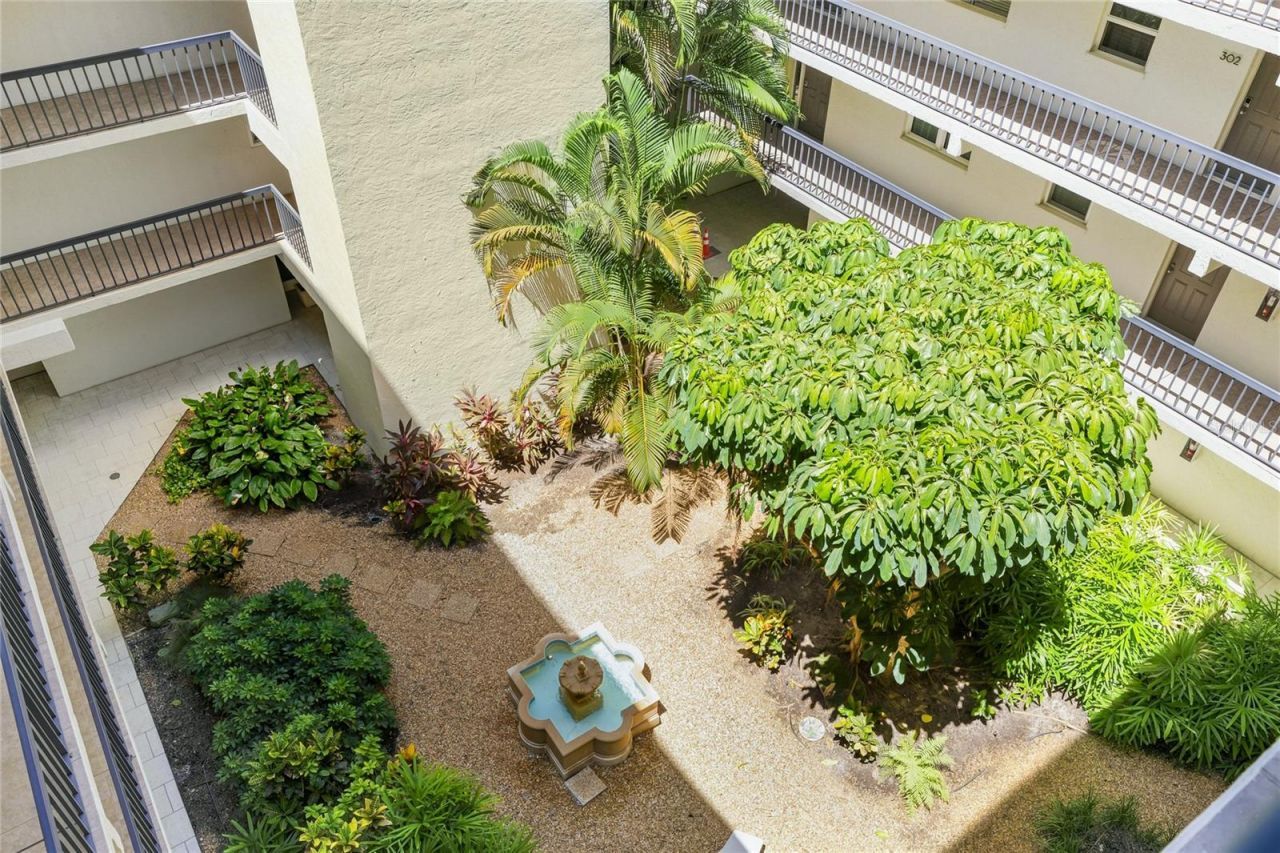 3240 Gulf Of Mexico Drive, Unit B504, Longboat Key, FL 34228 Photo